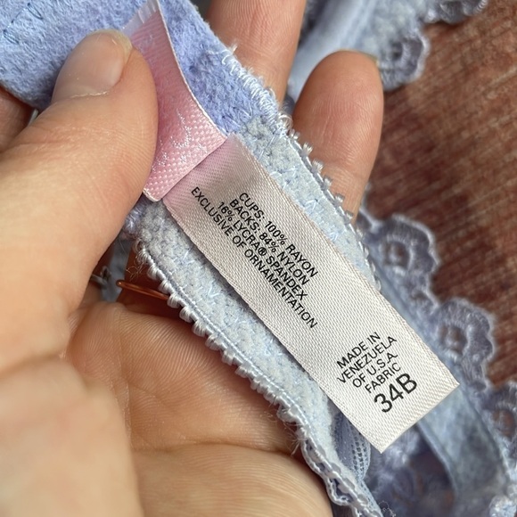 Vintage Victoria Secret Lavender Lace Love Bra - Picture 9 of 9